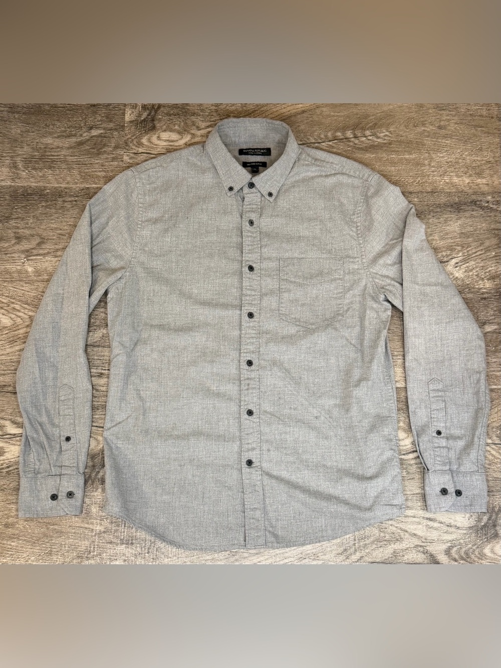 Banana Republic Men’s M Luxe Flannel Gray Untucked Slim Fit Button Up Shirt